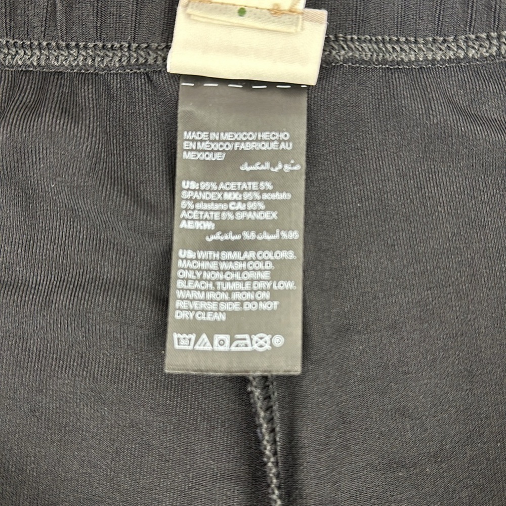 Chico’s Travelers Pull On Straight Leg Stretchy Pant - Picture 6 of 6